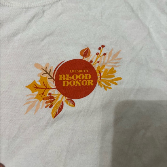 LifeSouth Community Blood Donor Shirt Size Medium - Picture 3 of 5